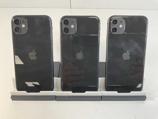 Apple iphone 11 - 64 gb - black (3x) - afbeelding 5 van  5