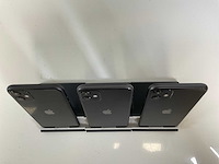 Apple iphone 11 - 64 gb - black (3x) - afbeelding 5 van  5