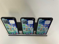 Apple iphone 11 - 64 gb - black (3x) - afbeelding 1 van  3