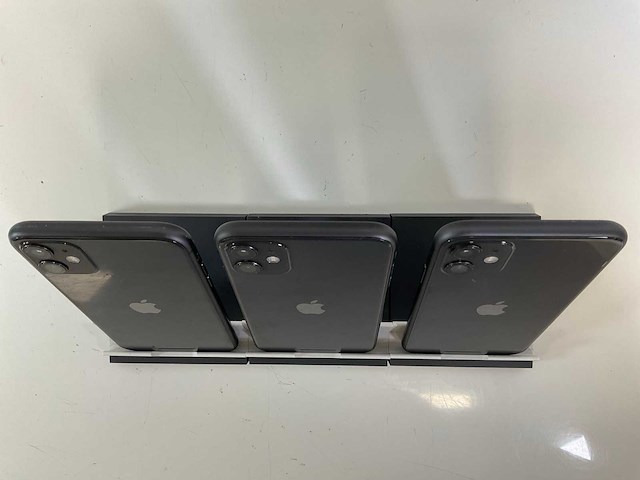 Apple iphone 11 - 64 gb - black (3x) - afbeelding 5 van  5