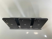 Apple iphone 11 - 64 gb - black (3x) - afbeelding 3 van  3