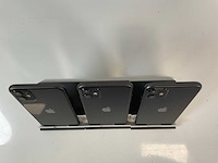 Apple iphone 11 - 64 gb - black (3x) - afbeelding 1 van  1