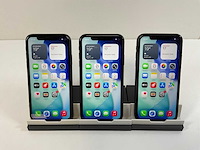 Apple iphone 11 - 64 gb - black (3x) - afbeelding 1 van  3