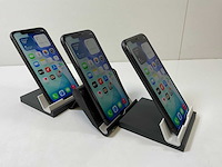 Apple iphone 11 - 64 gb - black (3x) - afbeelding 3 van  4