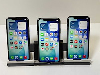 Apple iphone 11 - 64 gb - black (3x) - afbeelding 1 van  4