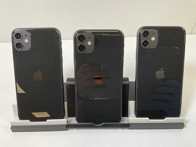 Apple iphone 11 - 64 gb - black (3x) - afbeelding 4 van  4