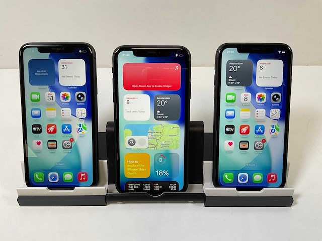 Apple iphone 11 - 64 gb - black (3x) - afbeelding 1 van  5