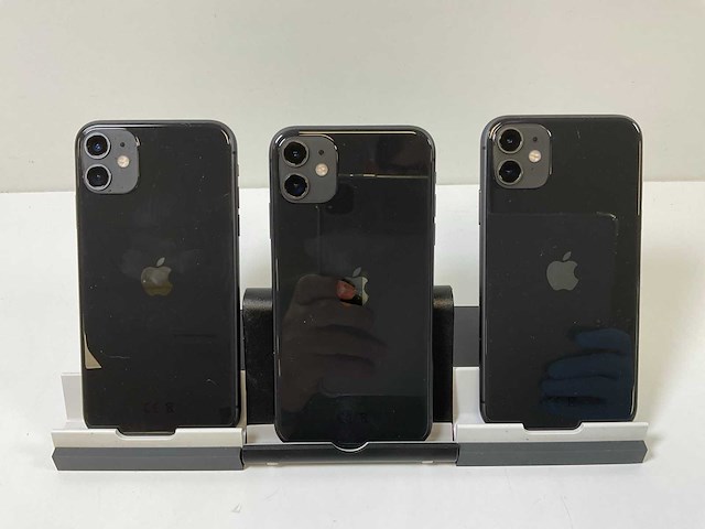 Apple iphone 11 - 64 gb - black (3x) - afbeelding 2 van  2