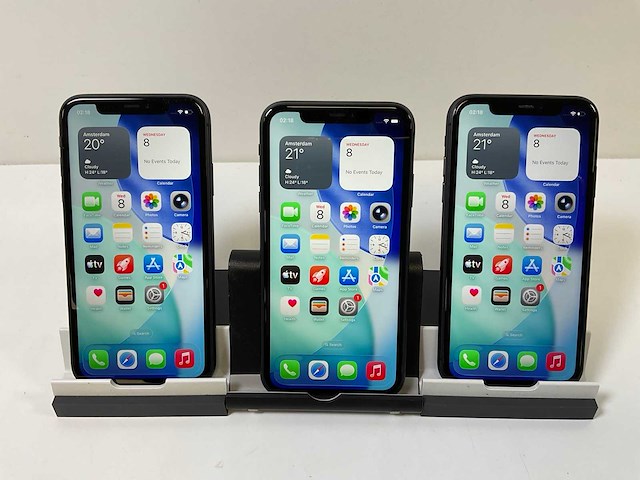 Apple iphone 11 - 64 gb - black (3x) - afbeelding 1 van  5