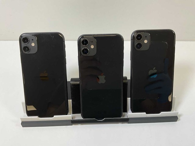 Apple iphone 11 - 64 gb - black (3x) - afbeelding 4 van  4