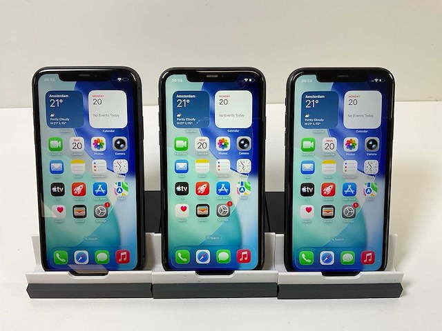 Apple iphone 11 - 64 gb - black (3x) - afbeelding 1 van  5