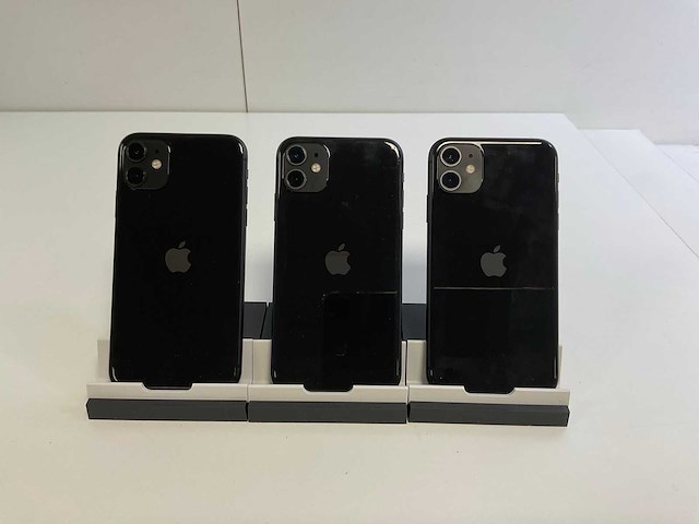 Apple iphone 11 - 64 gb - black (3x) - afbeelding 4 van  4