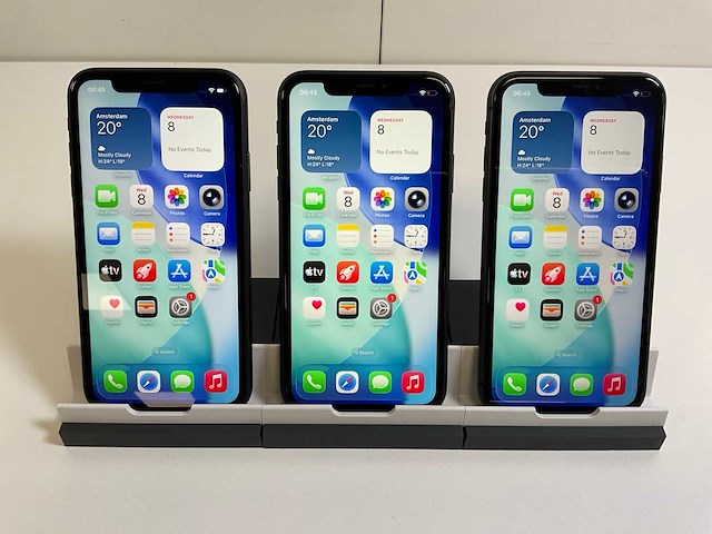 Apple iphone 11 - 64 gb - black (3x) - afbeelding 1 van  5