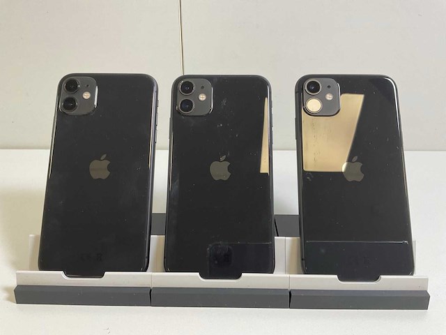 Apple iphone 11 - 64 gb - black (3x) - afbeelding 5 van  5