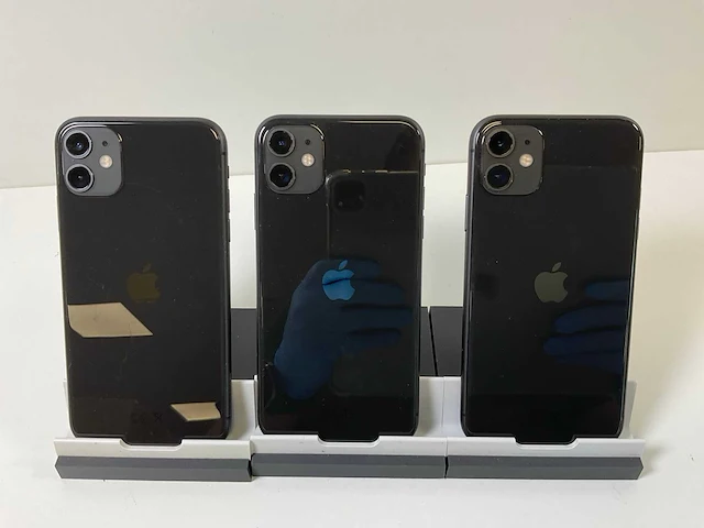 Apple iphone 11 - 64 gb - black (3x) - afbeelding 5 van  5