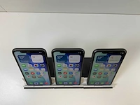Apple iphone 11 - 64 gb - black (3x) - afbeelding 2 van  5