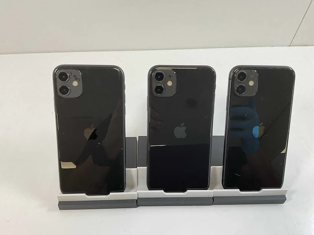 Apple iphone 11 - 64 gb - black (3x) - afbeelding 5 van  5