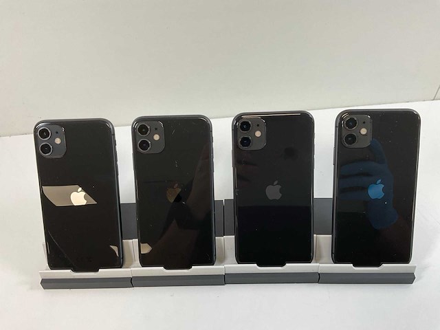 Apple iphone 11 - 64 gb - black (4x) - afbeelding 5 van  5