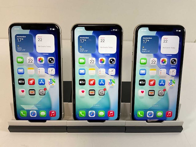 Apple iphone 11 - 64 gb - white (3x) - afbeelding 1 van  4