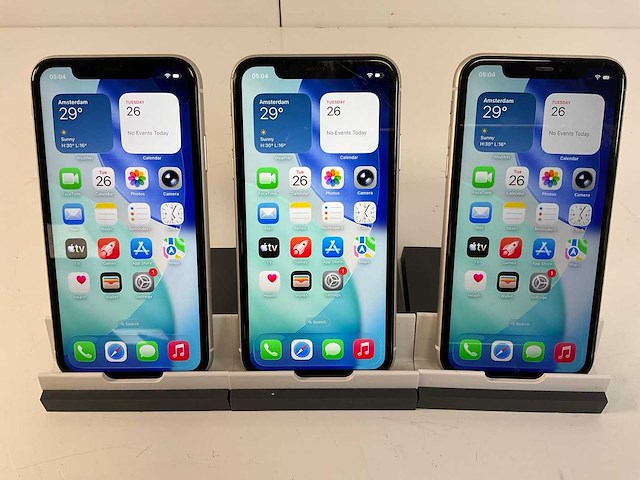 Apple iphone 11 - 64 gb - white (3x) - afbeelding 1 van  5
