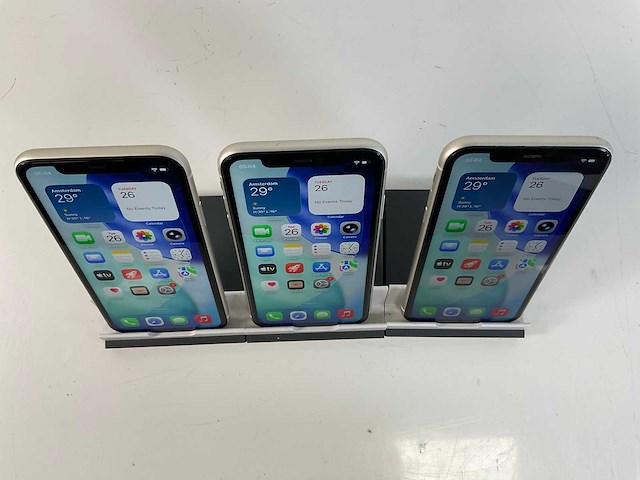 Apple iphone 11 - 64 gb - white (3x) - afbeelding 2 van  5