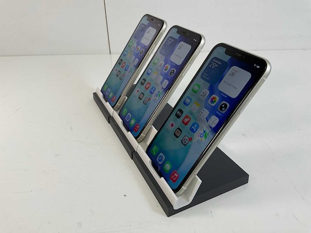 Apple iphone 11 - 64 gb - white (3x) - afbeelding 4 van  5