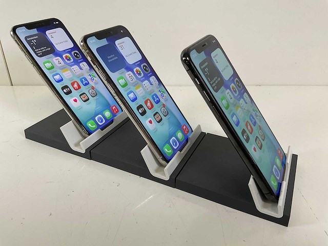 Apple iphone 11 pro - 64 gb - silver / space gray (3x) - afbeelding 4 van  6