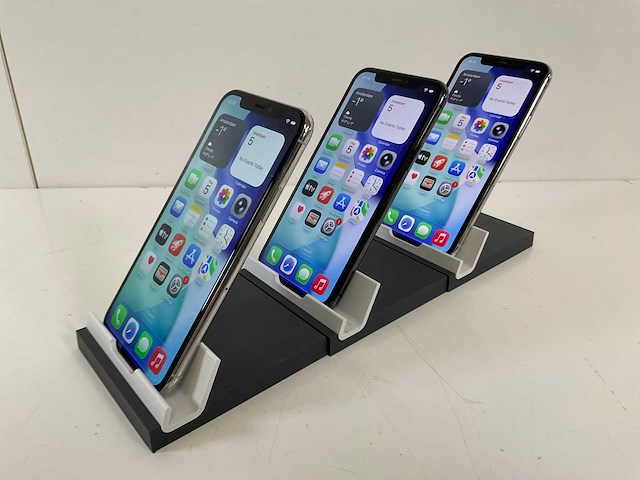 Apple iphone 11 pro - 64 gb - silver / space gray (3x) - afbeelding 2 van  3