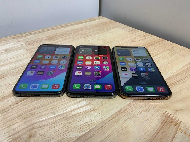 Apple iphone 11 pro a2215 mobiele telefoon (3x) - afbeelding 3 van  10