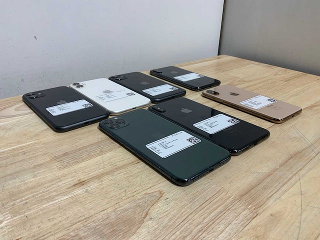 Apple iphone 11pro max, 11, xs mobiele telefoon (7x) - afbeelding 1 van  4