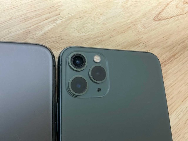 Apple iphone 11pro max mobiele telefoon (5x) - afbeelding 4 van  10