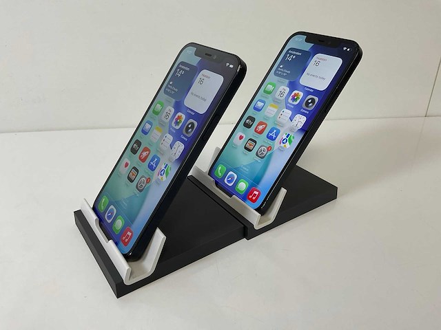 Apple iphone 12 - 128 gb - black (2x) - afbeelding 4 van  6