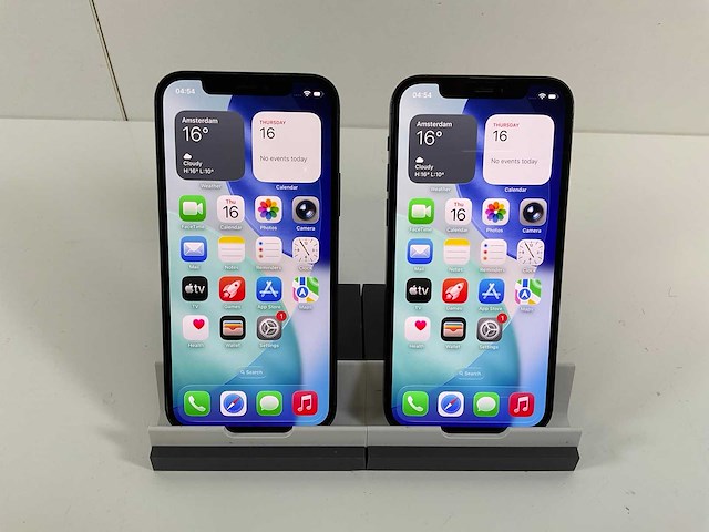 Apple iphone 12 - 128 gb - black (2x) - afbeelding 1 van  5