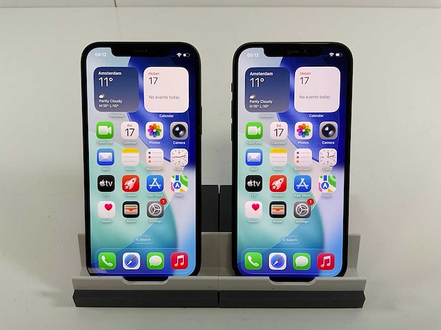 Apple iphone 12 - 128 gb - black (2x) - afbeelding 1 van  5