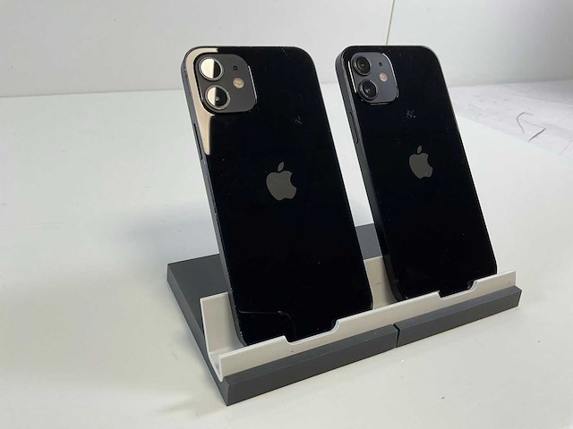 Apple iphone 12 - 128 gb - black (2x) - afbeelding 4 van  4