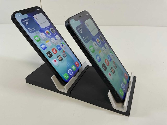 Apple iphone 12 - 128 gb - black (2x) - afbeelding 4 van  5