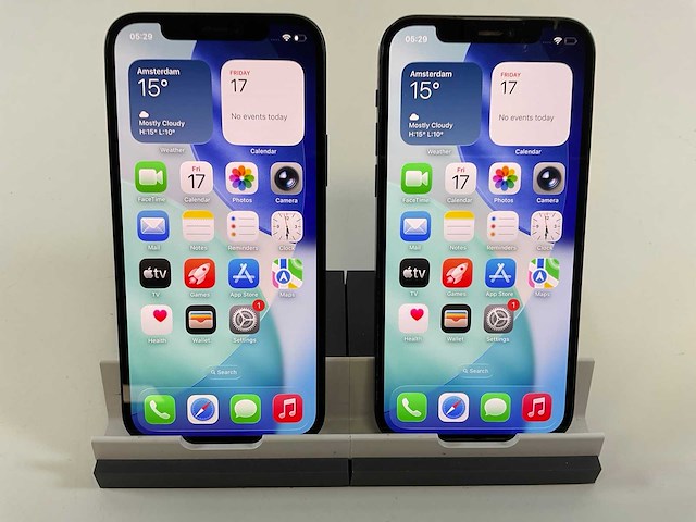 Apple iphone 12 - 128 gb - black (2x) - afbeelding 1 van  5