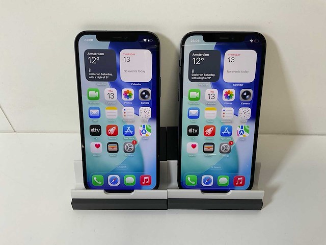 Apple iphone 12 - 128 gb - black (2x) - afbeelding 1 van  5