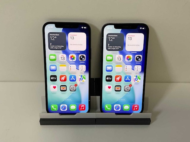 Apple iphone 12 - 128 gb - black (2x) - afbeelding 1 van  5