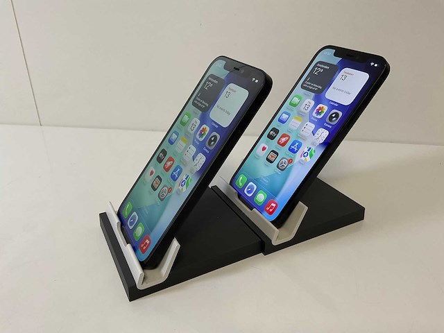 Apple iphone 12 - 128 gb - black (2x) - afbeelding 4 van  5