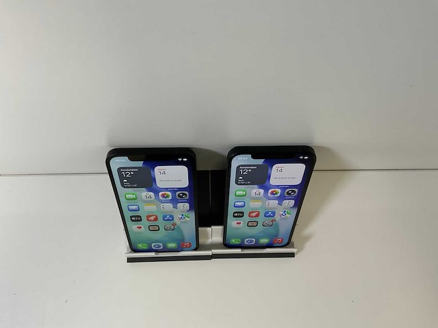 Apple iphone 12 - 128 gb - black (2x) - afbeelding 2 van  5