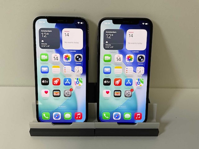 Apple iphone 12 - 128 gb - black (2x) - afbeelding 1 van  6