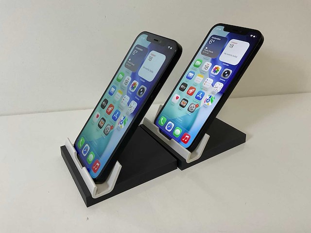 Apple iphone 12 - 128 gb - black (2x) - afbeelding 4 van  5