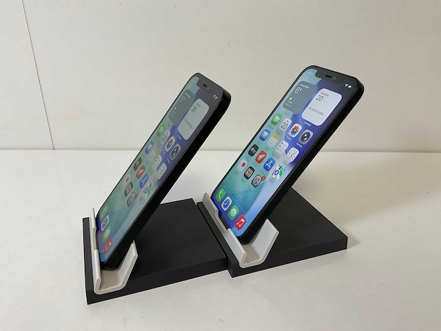 Apple iphone 12 - 128 gb - black (2x) - afbeelding 4 van  5