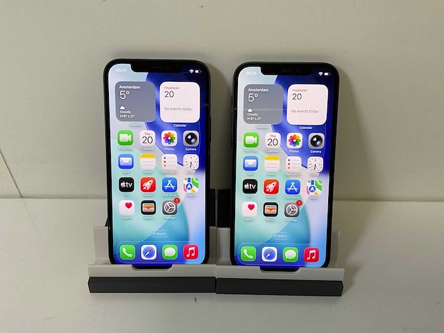 Apple iphone 12 - 128 gb - black (2x) - afbeelding 1 van  5