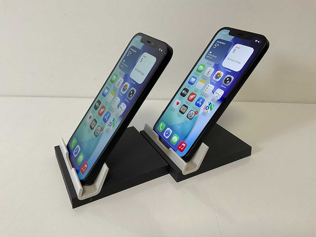 Apple iphone 12 - 128 gb - black (2x) - afbeelding 4 van  5