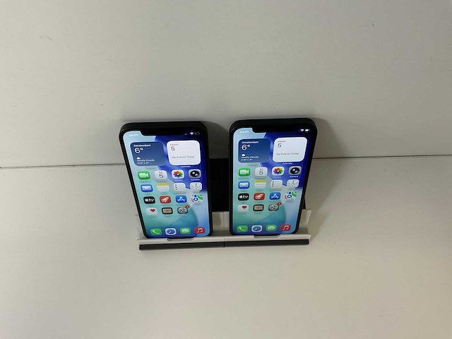 Apple iphone 12 - 128 gb - black (2x) - afbeelding 2 van  5