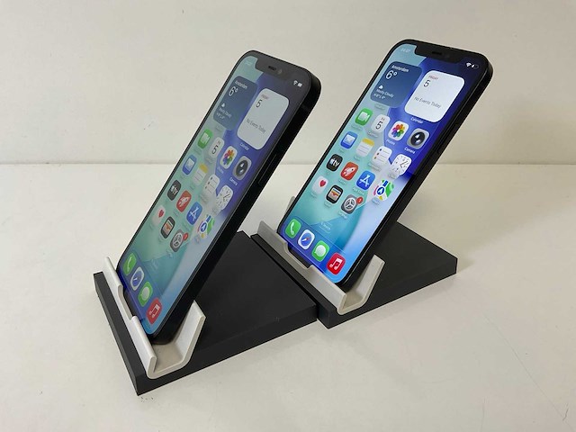 Apple iphone 12 - 128 gb - black (2x) - afbeelding 4 van  5