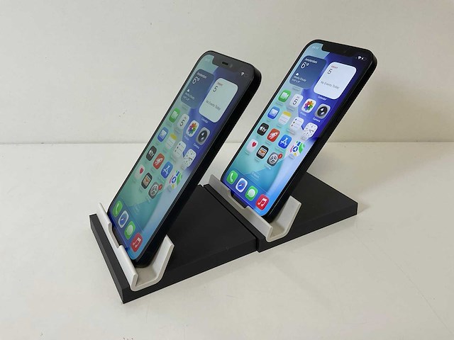 Apple iphone 12 - 128 gb - black (2x) - afbeelding 4 van  5