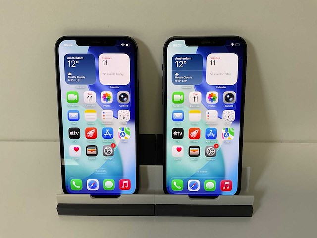 Apple iphone 12 - 128 gb - black (2x) - afbeelding 1 van  5